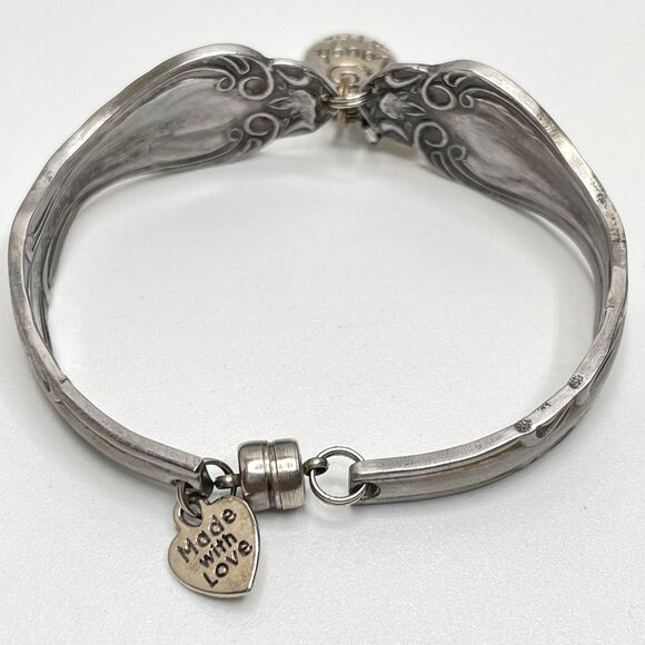 Beautiful Vintage Remembrance Spoon Bracelet With Charms Silver Tone Statement - Picture 3 of 7